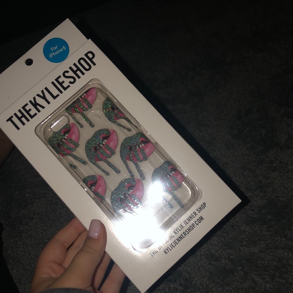 Brand new Kylie iPhone 6s case